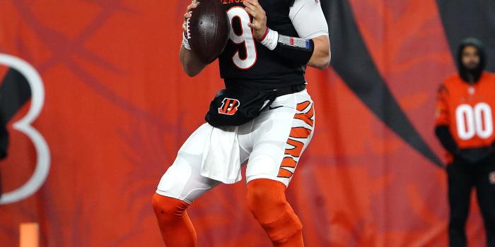 1400x1400 Joe Burrow fantasy football start/sit advice: What to do with Bengals QB in  Week 15 - DraftKings Network