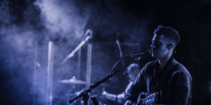 3840x2561 sing musician concert and music 4k HD Wallpaper