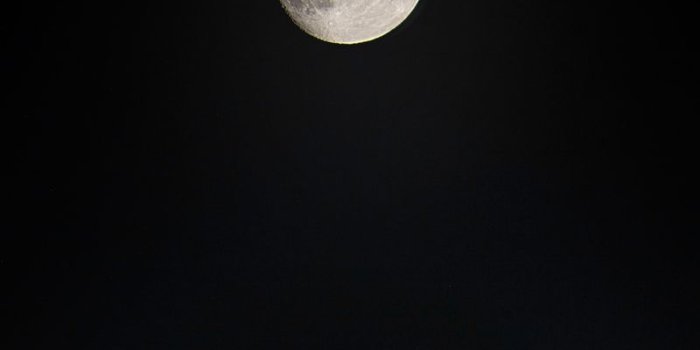 800x1420 Download wallpaper 800x1420 moon, night, dark, sea, moonlight iphone  se/5s/5c/5 for parallax hd background