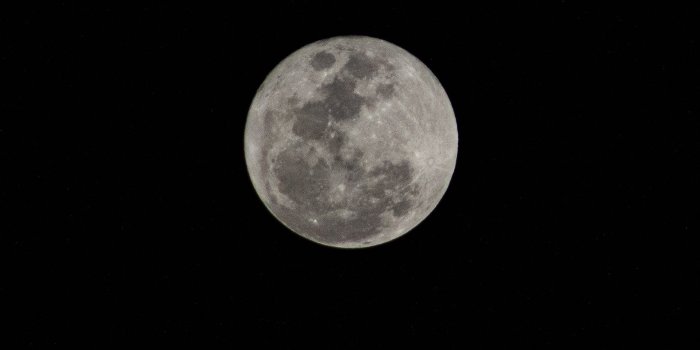 1944x3456 Full Moon Night Photos, Download The BEST Free Full Moon Night Stock Photos  & HD Images