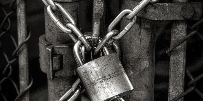1000x1500 Chains Pictures | Download Free Images on Unsplash