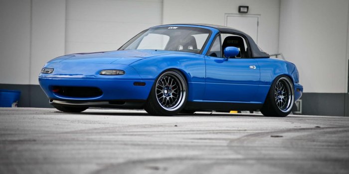 1920x1280 100+] Mazda Mx 5 Miata Wallpapers | Wallpapers.com