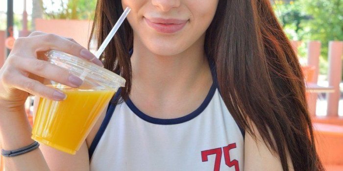 798x1200 Lana Rhoades Phone Wallpapers