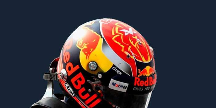 886x1920 Red Bull Racing Suit Wallpaper