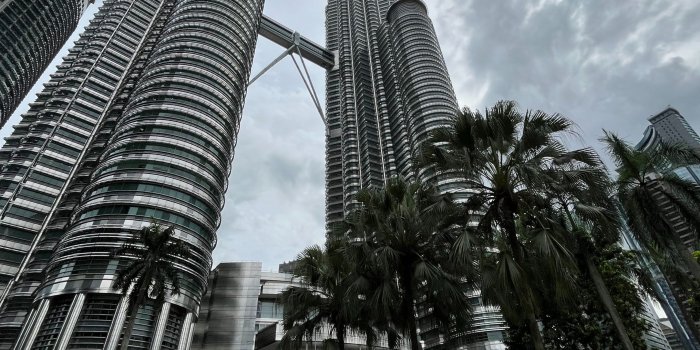 2732x2732 Malaysia Twin Tower Ipad Wallpaper - HD