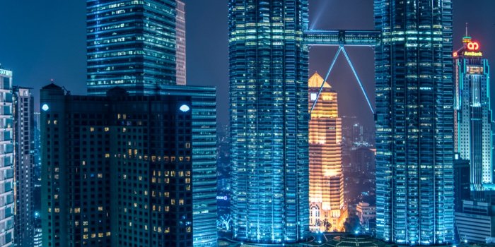 1284x2778 Petronas Towers Wallpaper 4K, Kuala