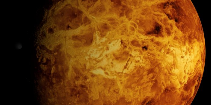 2000x2000 Hellish Planet – Space Wallpapers