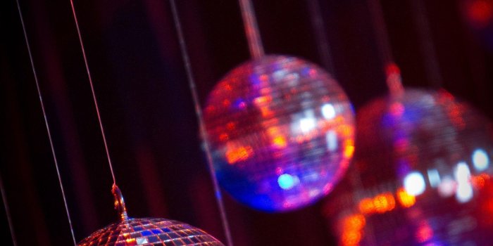 2333x3500 Disco Wallpapers Download | MobCup