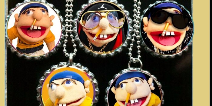 1600x1600 Jeffy Puppet set of 5 necklaces