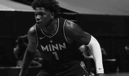 942x2048 Anthony Edwards B&W