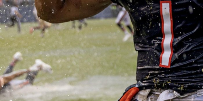 1316x2849 Justin Fields : r/iphonewallpapers