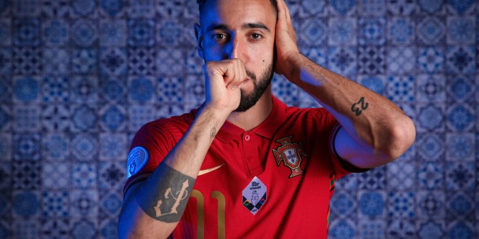 2048x1365 Sports Bruno Fernandes HD Wallpaper