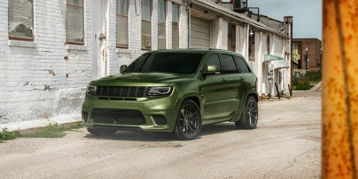 5120x2880 Jeep Grand Cherokee Trackhawk 5K