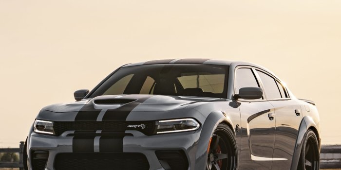 1080x2340 Dodge Charger SRT Hellcat Phone