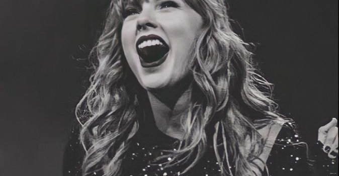 674x1200 Reputation stadium tour wallpaper