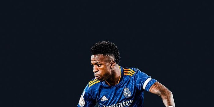 736x1593 Vinicius Jr wallpaper | Real madrid