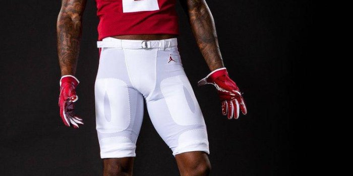 800x1200 Download Sooners Ceedee Lamb Wallpaper