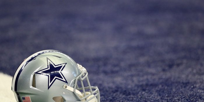 2048x1406 Ceedee Lamb Dallas Cowboys Wallpapers