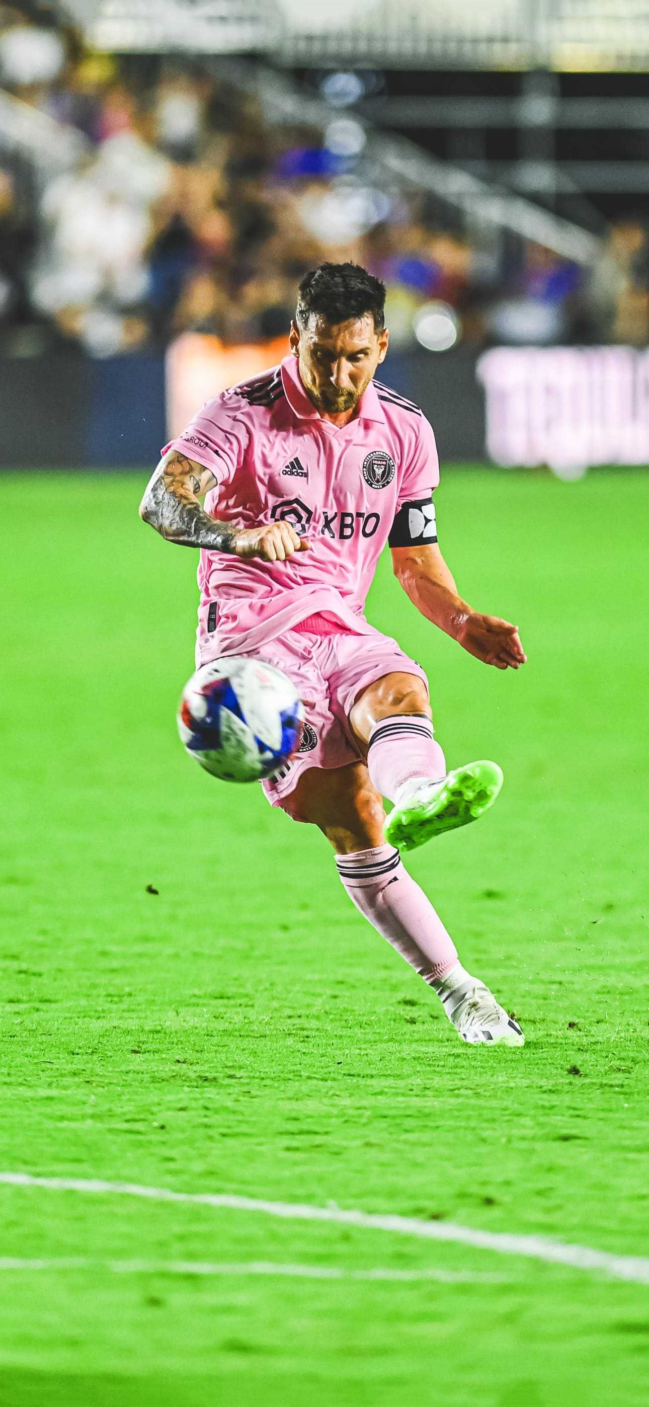 1290x2796 Messi Inter Miami Wallpaper | Messi