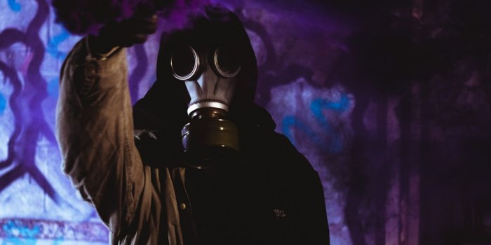 1000x1333 500+ Gas Mask Pictures [HD] | Download