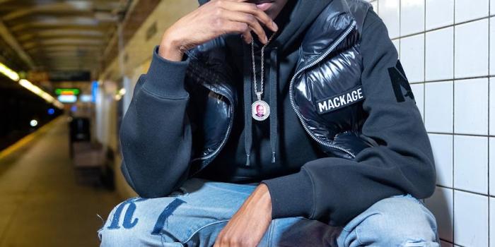 900x900 Jenn Carter Wallpapers