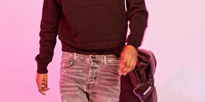 1073x1746 Jenn Carter | Carters, Chill photos, Ab