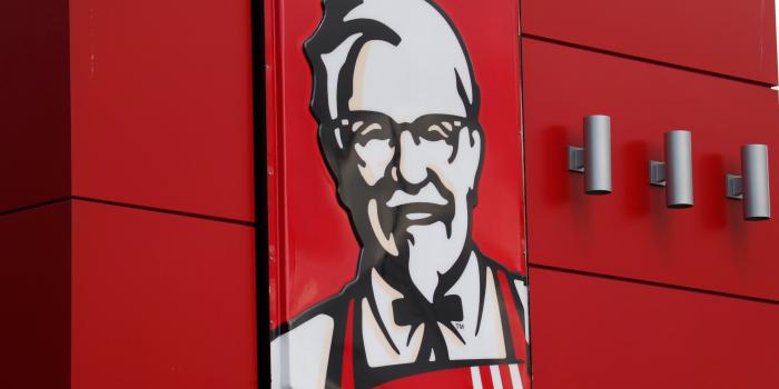 2560x1440 KFC removes popcorn chicken, wings and