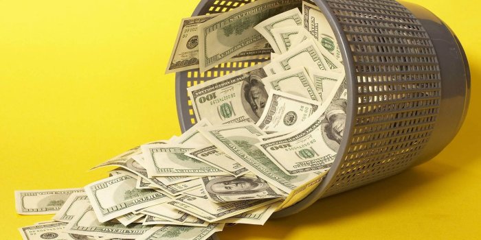 1920x1440 500+] Money Wallpapers | Wallpapers.com