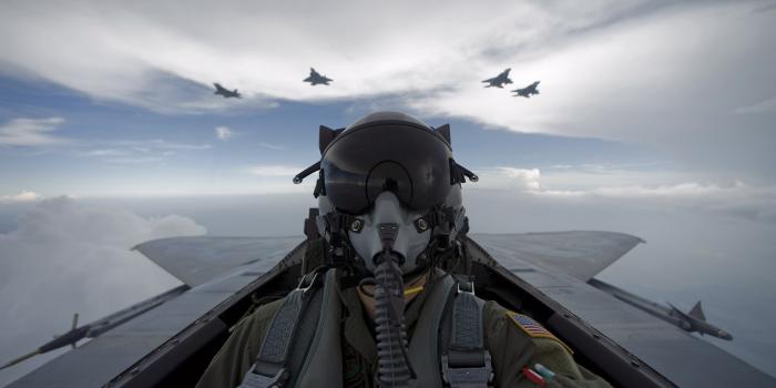 2560x1440 Aircraft Military Pilot