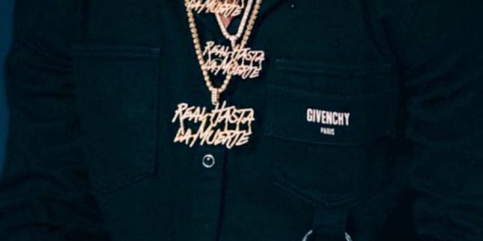 736x1308 Anuel AA | Rapper style, Hood girls