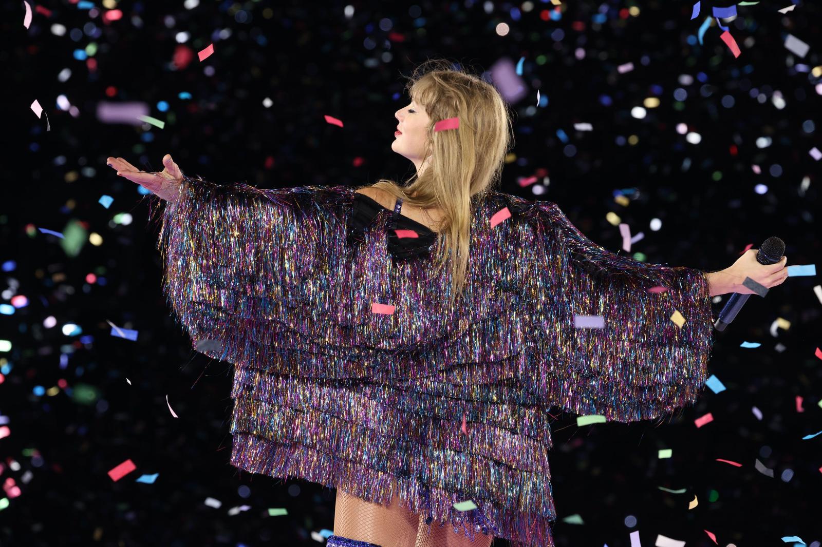 2500x1667 Photos: Taylor Swift's 'Eras Tour' | CNN