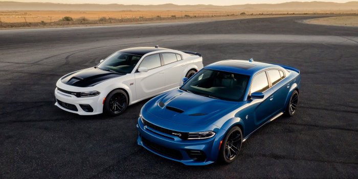 2560x1440 2020 Dodge Charger SRT Hellcat Widebody