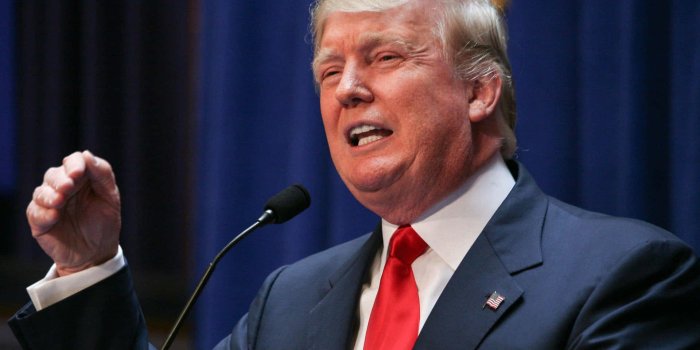 1920x1582 200+] Trump Backgrounds | Wallpapers.com