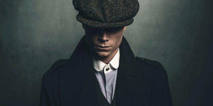 2000x1350 Photo wallpaper Gangster Portrait