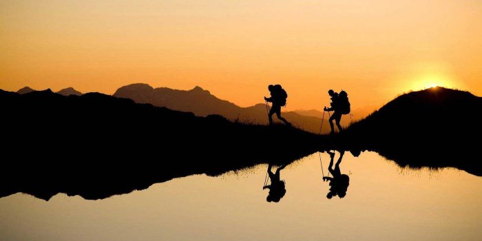 1920x1080 100+] Hiking Wallpapers | Wallpapers.com