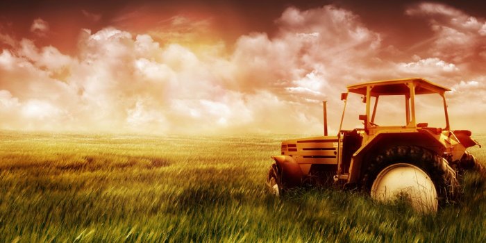 1600x1200 Vehicles Tractor Wallpaper