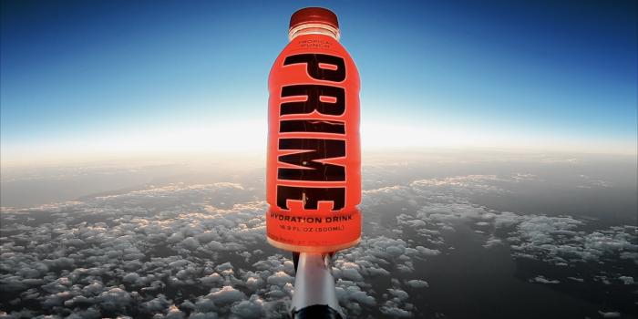 2048x1152 Prime Red Bottle Wallpapers - Wallpaper