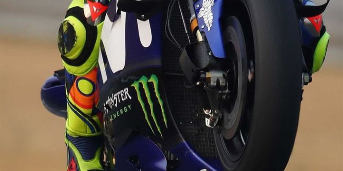 736x1593 Motogp rossi, Valentino rossi yamaha