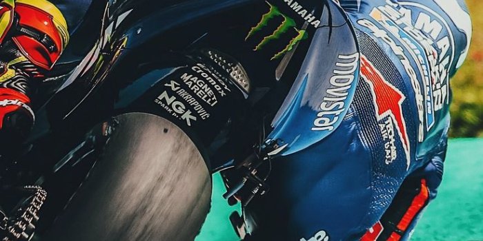 736x1313 Motorcycle wallpaper, Racing bikes, Motogp