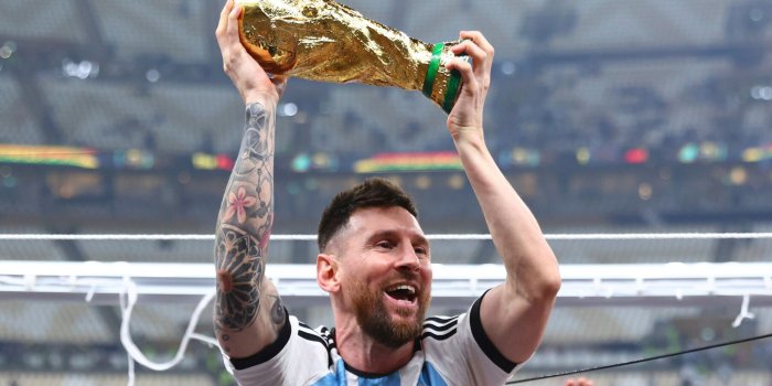 2048x1152 World Cup final