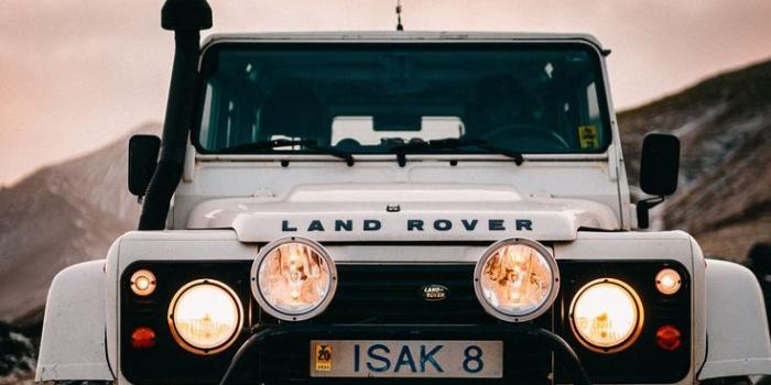 736x1592 land rover defender wallpaper