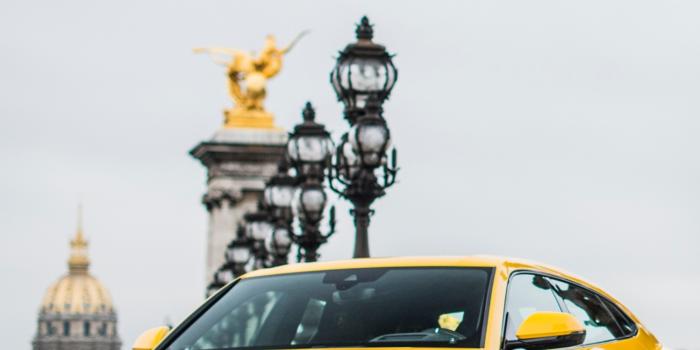 1440x2560 Lamborghini Urus Phone Wallpaper