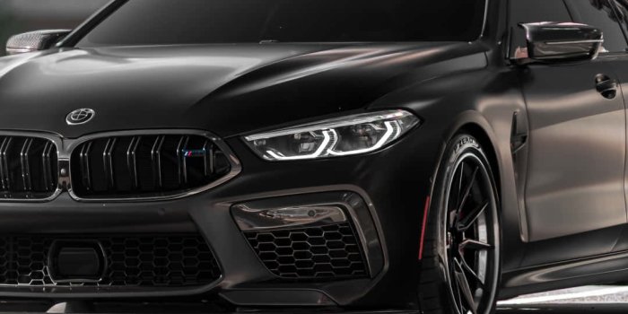 1080x1920 BMW M8 Wallpaper