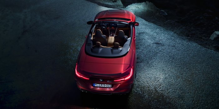 1960x1102 Stunning Wallpapers - BMW M8 Coupe