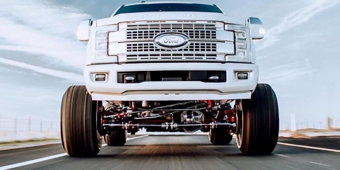 1125x1359 Lifted Truck iPhone Wallpapers