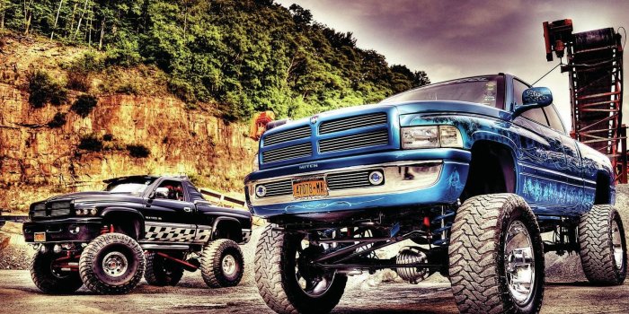 1600x900 Dodge Lifted Truck Desktop Wallpapers
