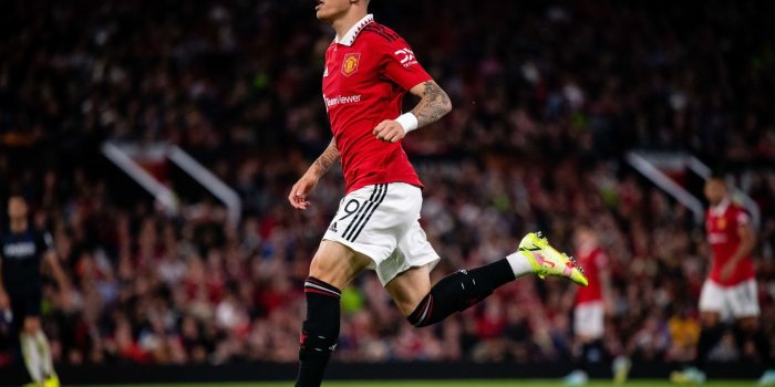 2048x1365 Sports Alejandro Garnacho HD Wallpaper