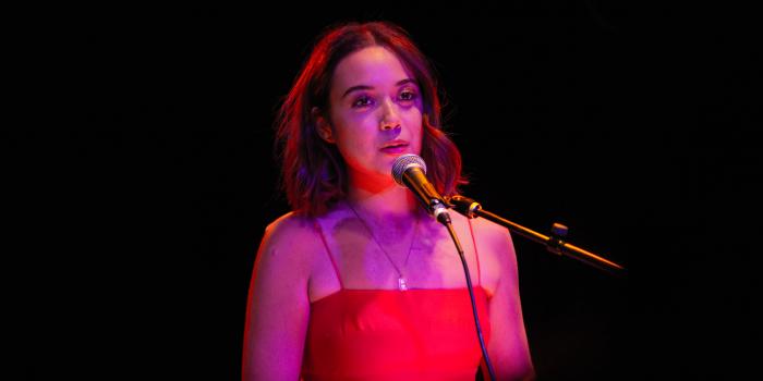 5472x3648 Laufey Wallpapers