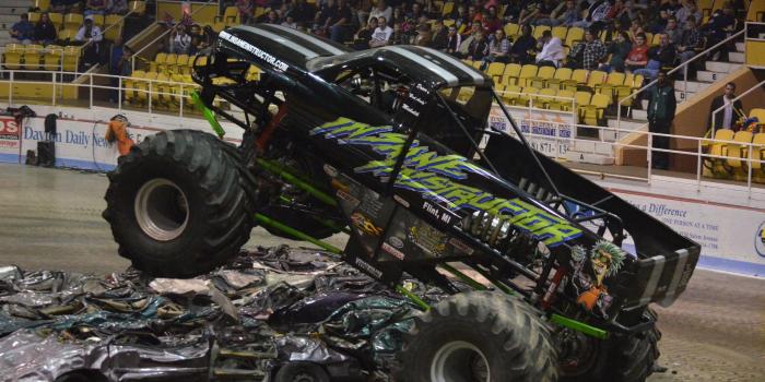 2048x1356 Monster Truck Wallpapers