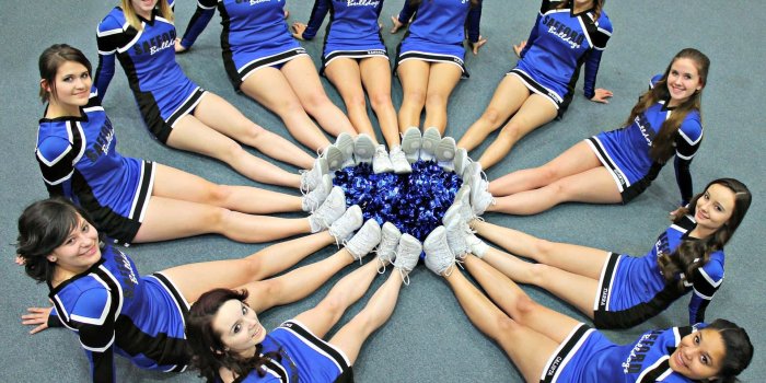 1920x1536 100+] Cheer Pictures | Wallpapers.com